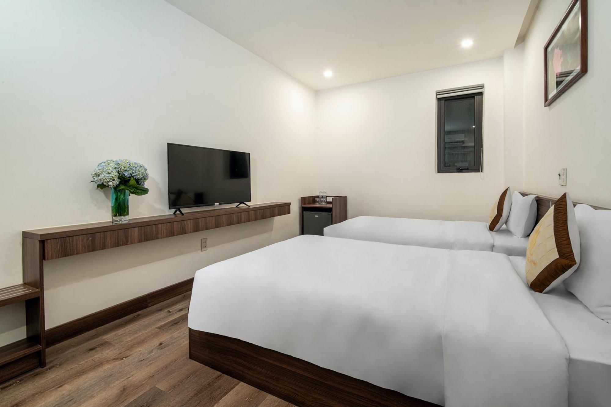 Hoang Linh Riverside Hotel Danang Zewnętrze zdjęcie