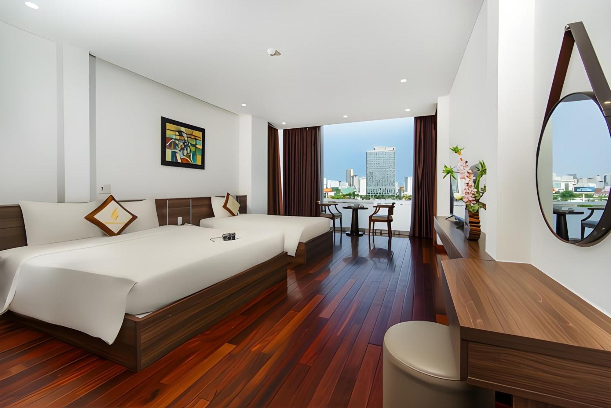 Hoang Linh Riverside Hotel Danang Zewnętrze zdjęcie