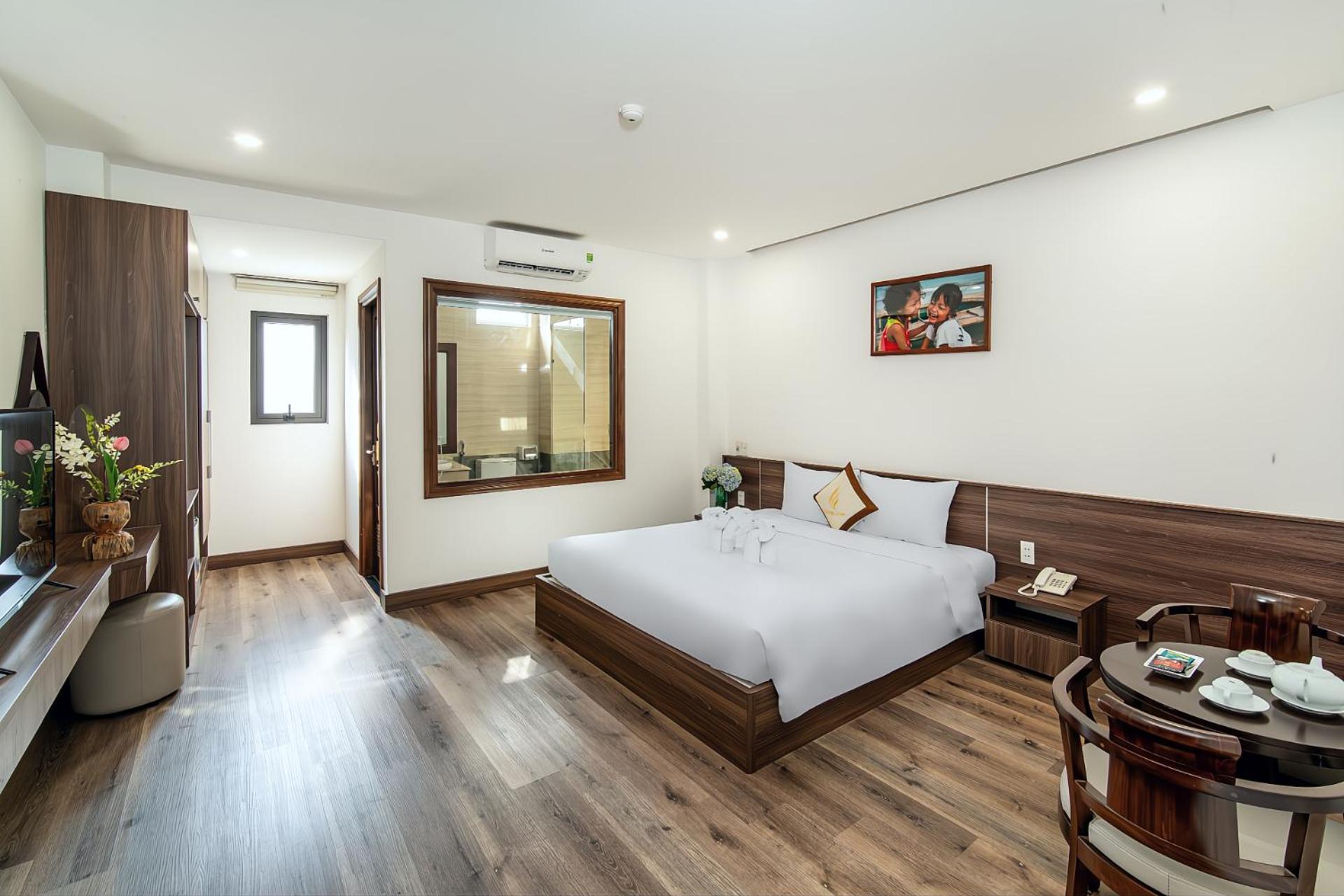Hoang Linh Riverside Hotel Danang Zewnętrze zdjęcie