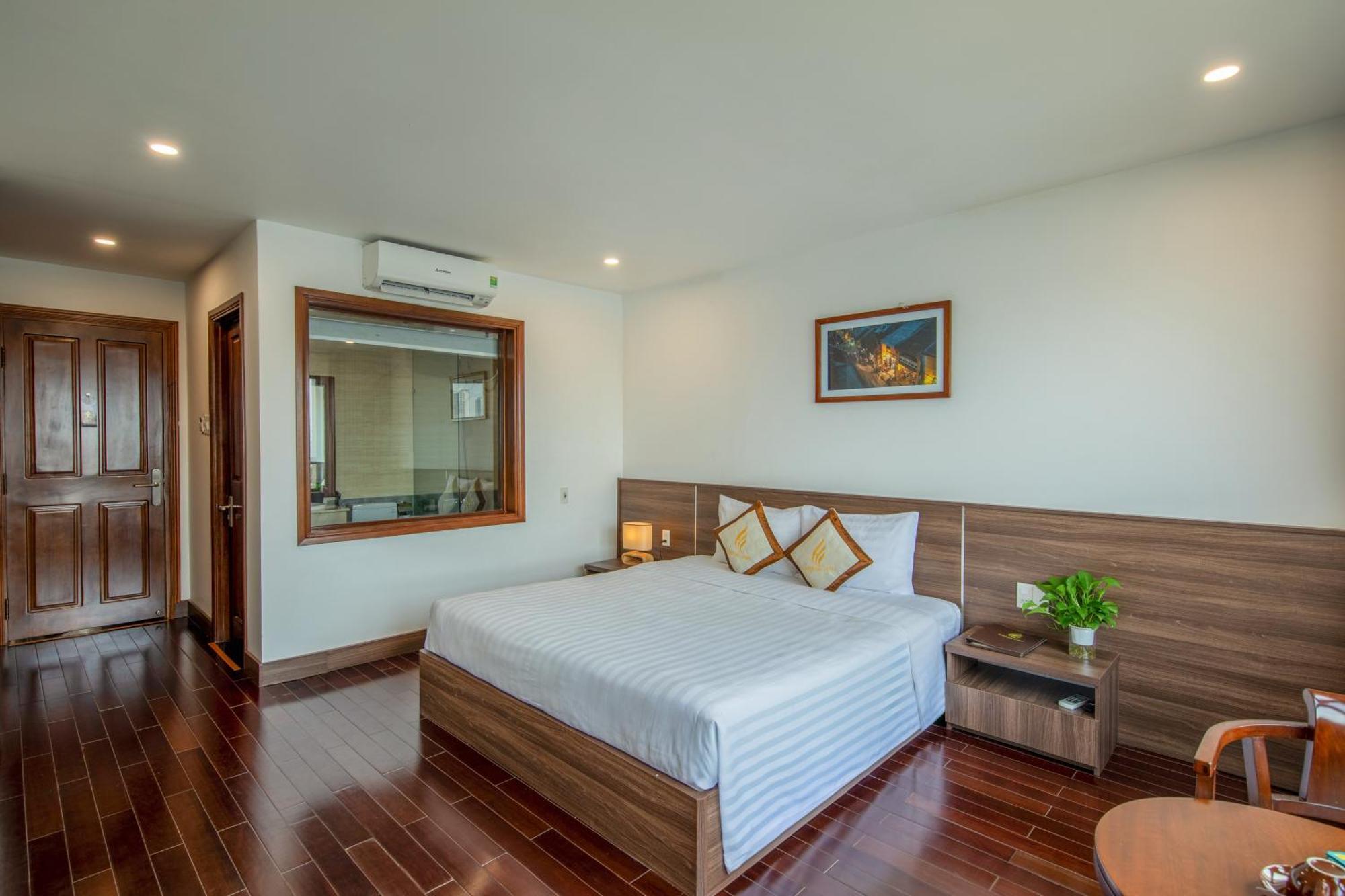 Hoang Linh Riverside Hotel Danang Zewnętrze zdjęcie
