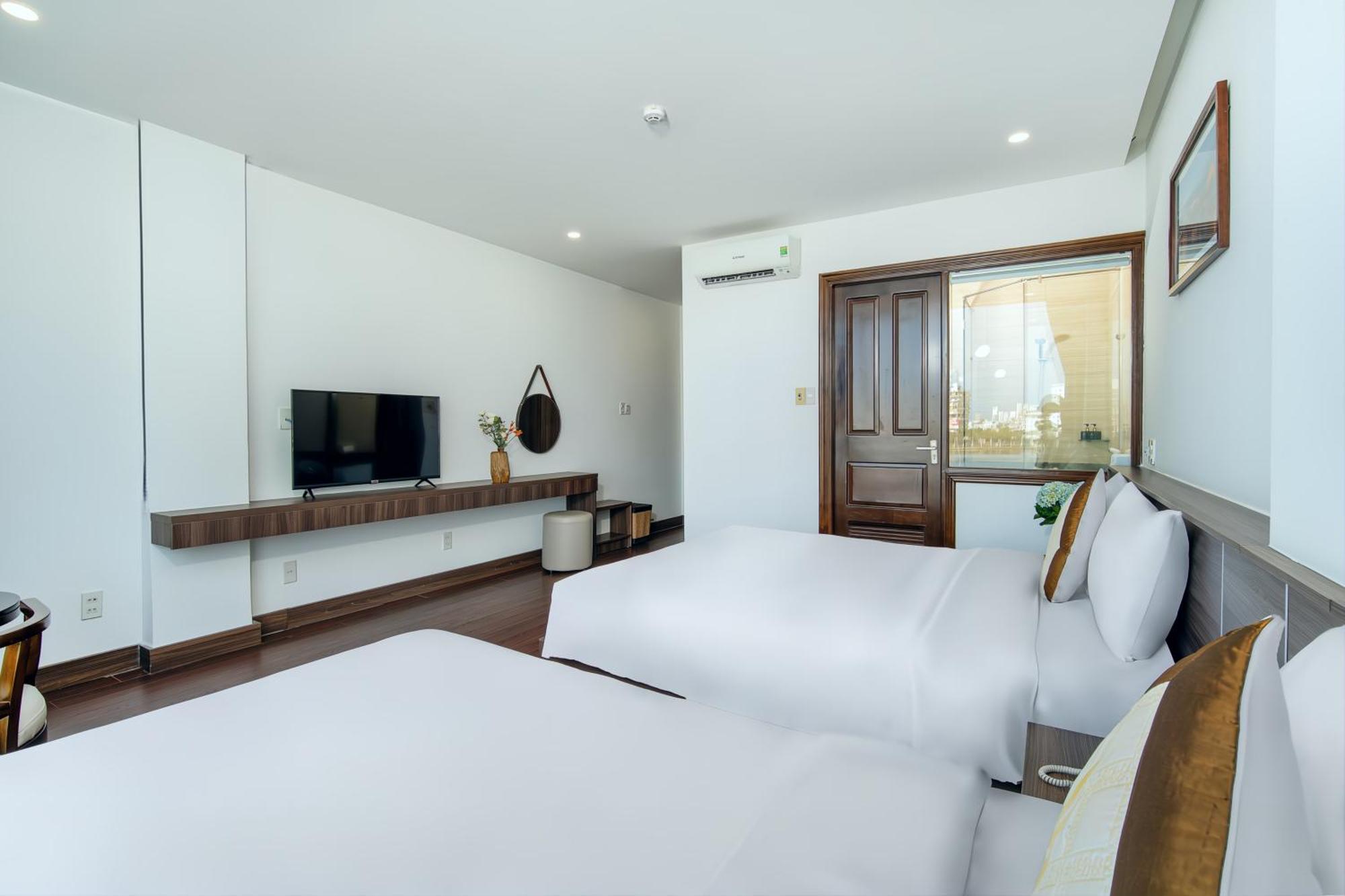 Hoang Linh Riverside Hotel Danang Zewnętrze zdjęcie