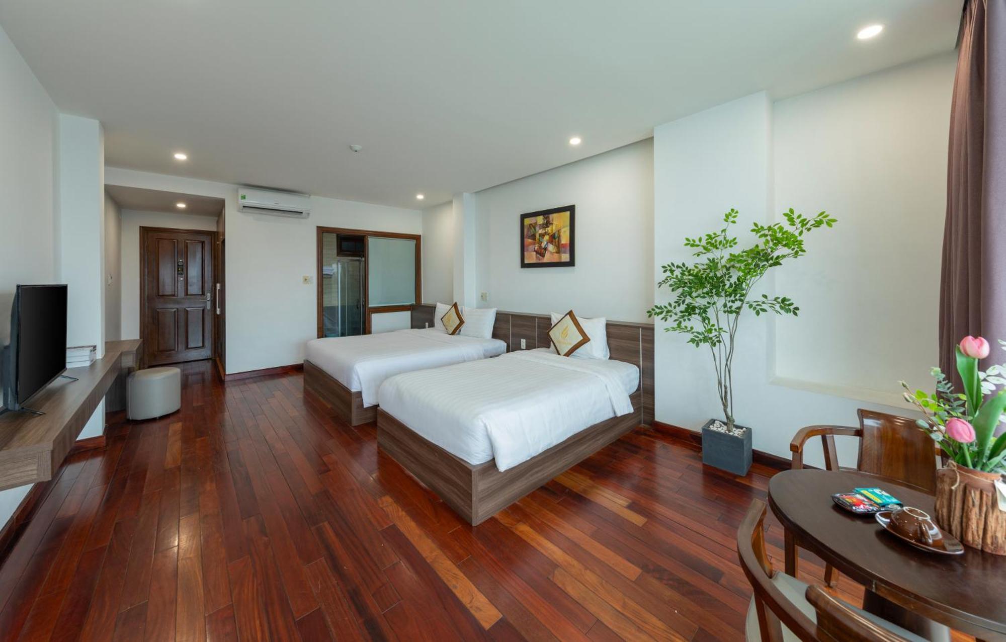 Hoang Linh Riverside Hotel Danang Zewnętrze zdjęcie